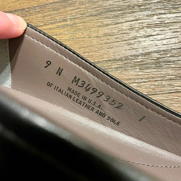 SAS REGINA Black Leather Pumps Heels Handcrafted Italian Leather Size 9 N Career - Picture 11 of 11